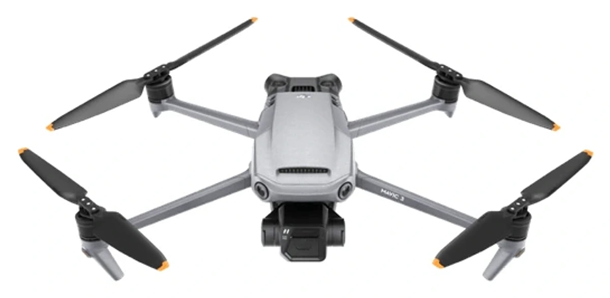 DJI Mavic 3 Standard — вид спереди